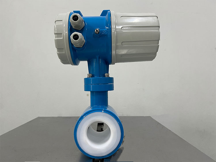 Liquid wafer Electromagnetic Flow Meter