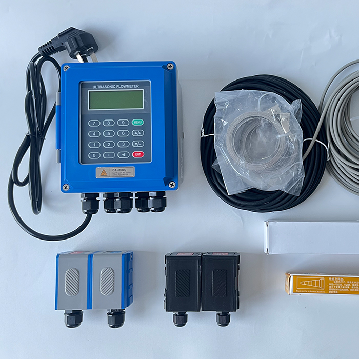 Clamp-on Ultrasonic flow meter