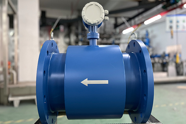 Notes on Electromagnetic Flow Meter for Corrosive Liquid