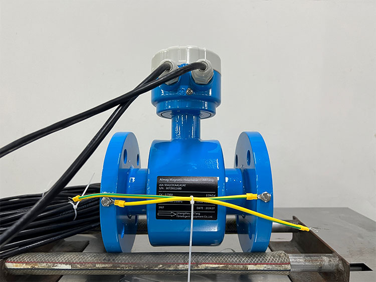 Split Type Electromagnetic Flow Meter
